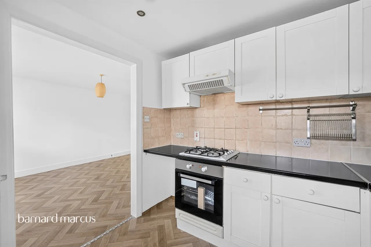 Sibthorp Road, Mitcham, CR4, photo 2