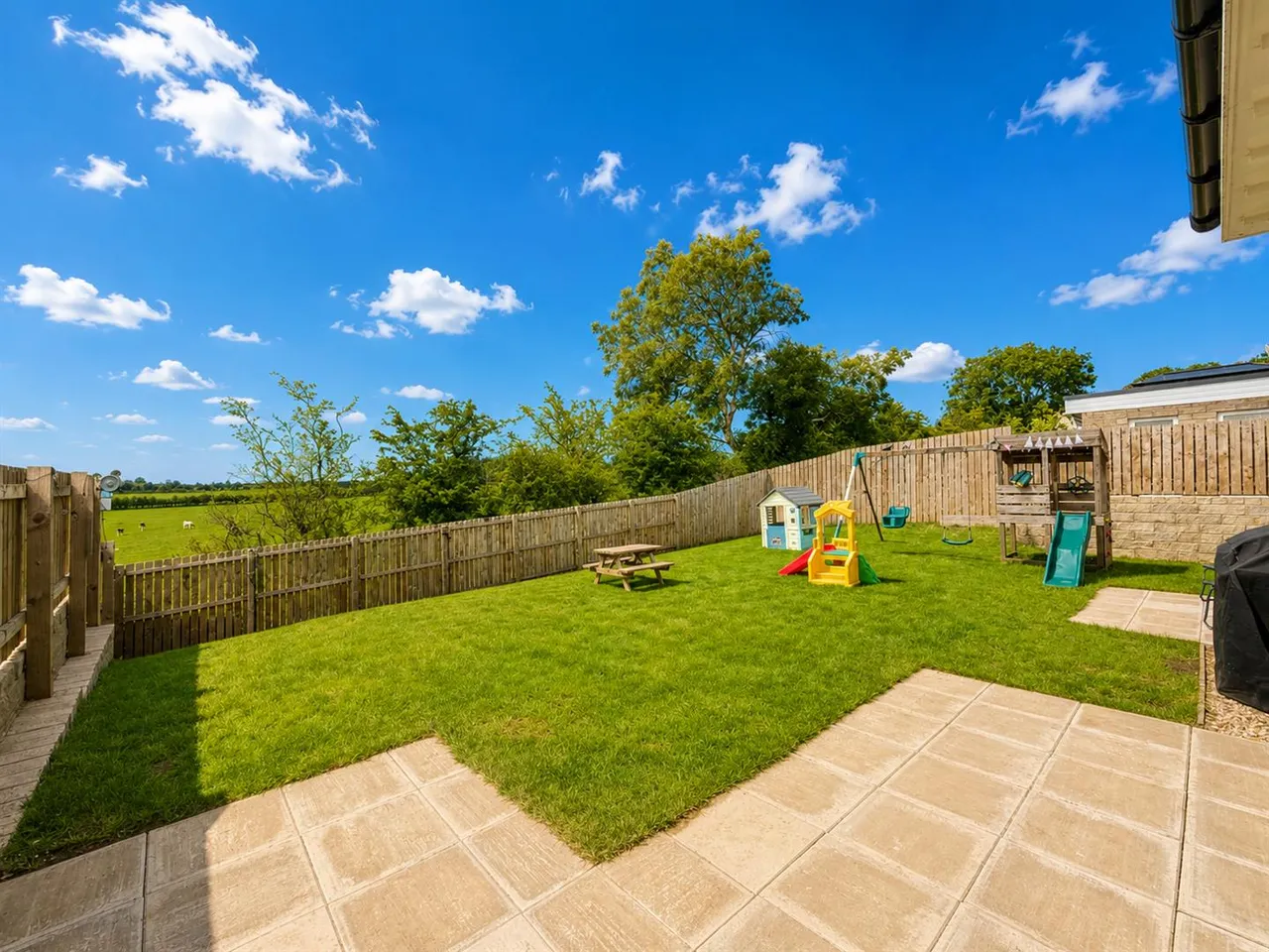 Westwood Court, Lawthorn, Irvine, KA11 2FL, photo 33