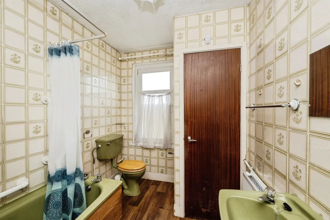 Morfydd Street, Swansea, SA6, photo 9
