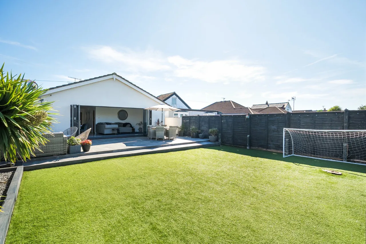 Alexandra Road, Lancing, BN15, photo 20