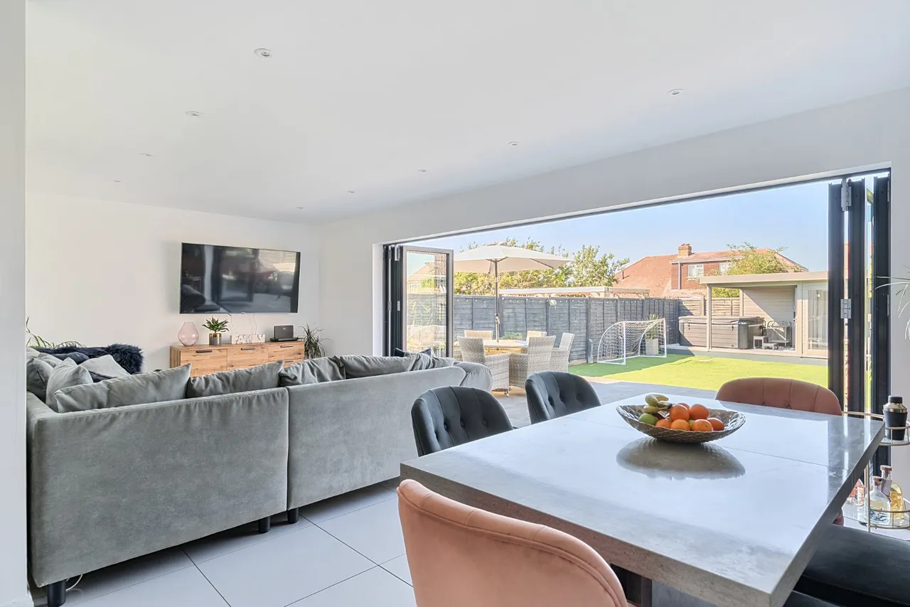 Alexandra Road, Lancing, BN15, photo 6