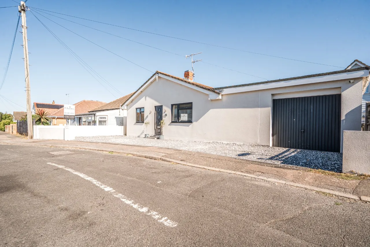 Alexandra Road, Lancing, BN15, photo 22