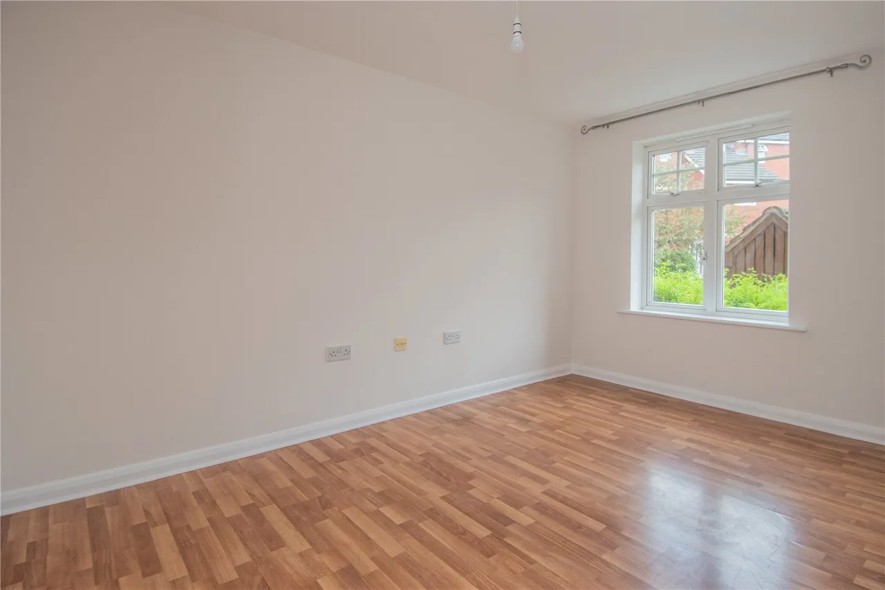 St. Peters Close, Bromsgrove, Worcestershire, B61 7DY, photo 6
