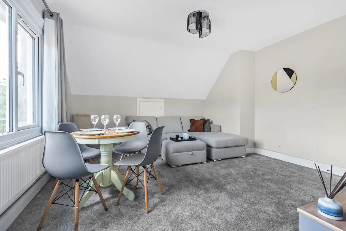 The Avenue, Ascot, SL5, photo 3