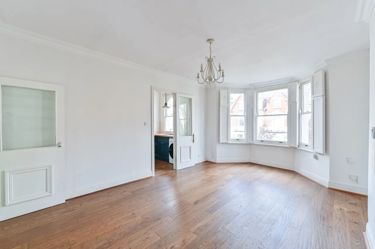 15 Romola Road, London, photo 6