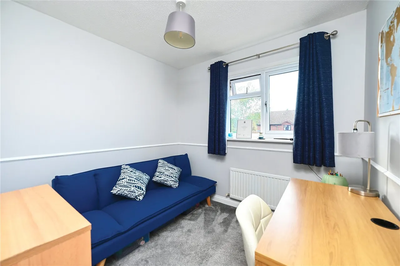 Mallard Close, Ash, GU12, photo 10