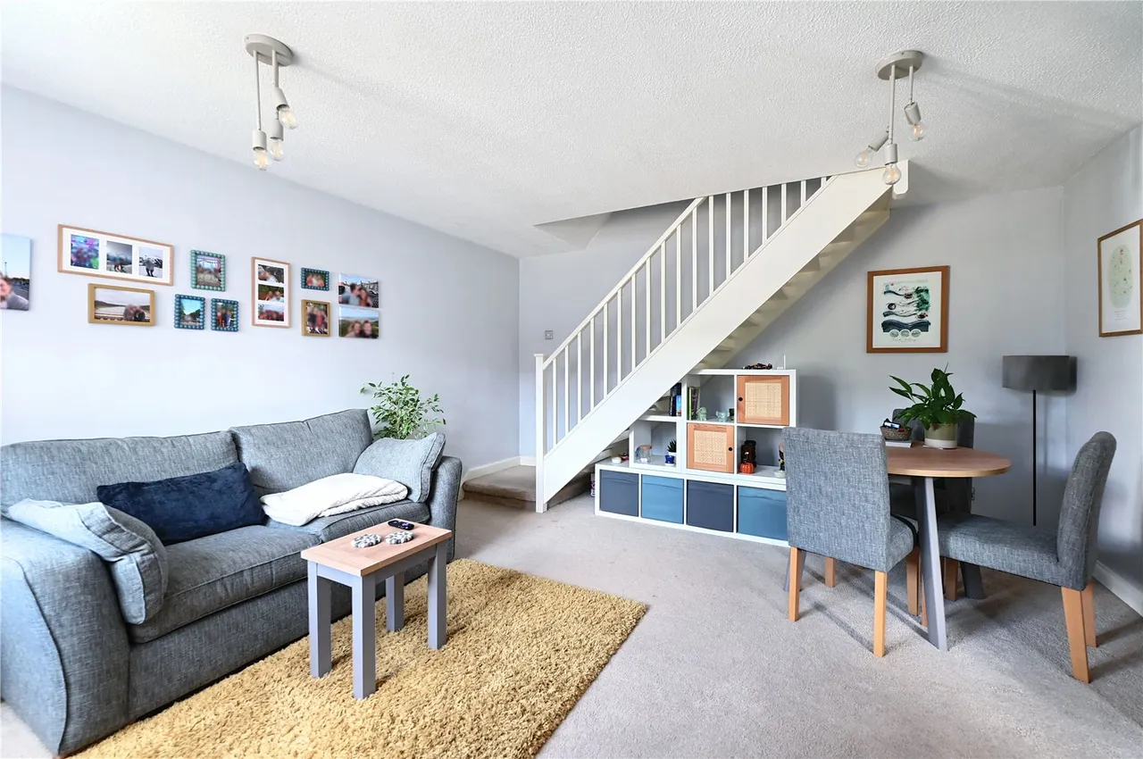 Mallard Close, Ash, GU12, photo 3
