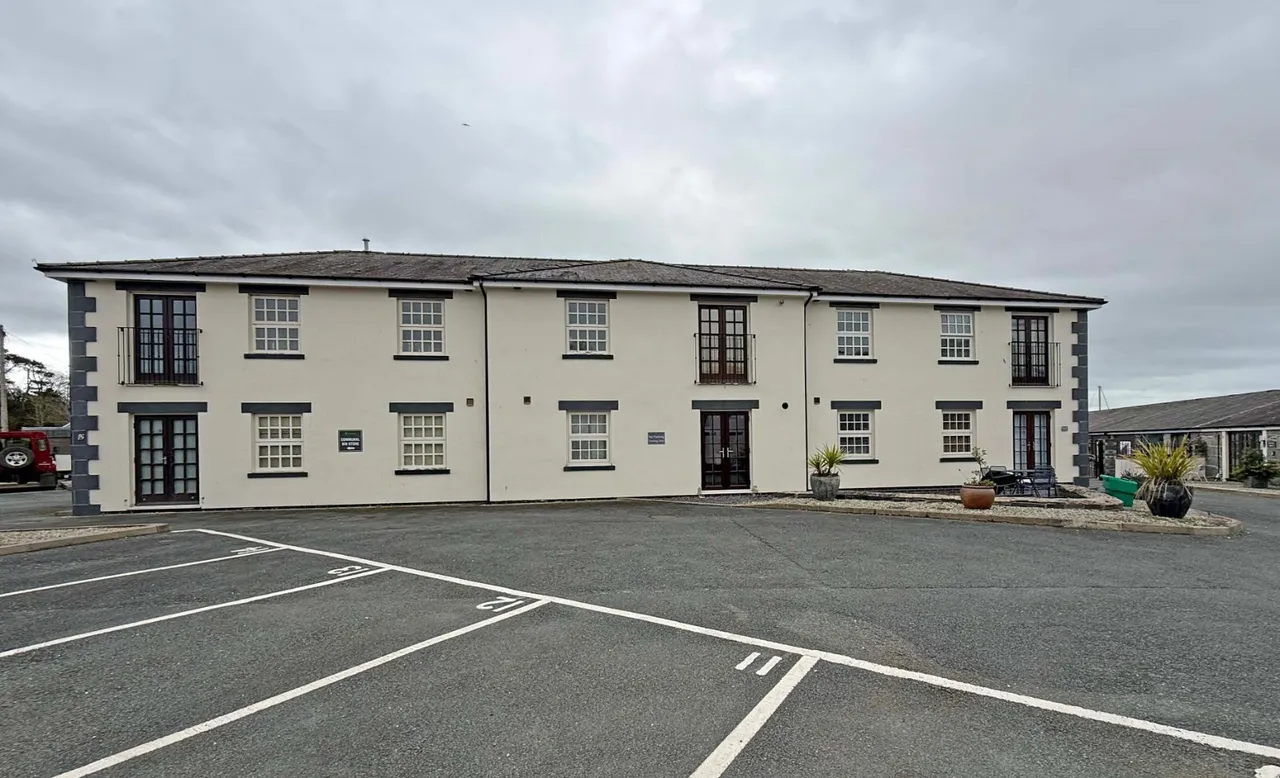 Porthmadog, LL49, photo 9