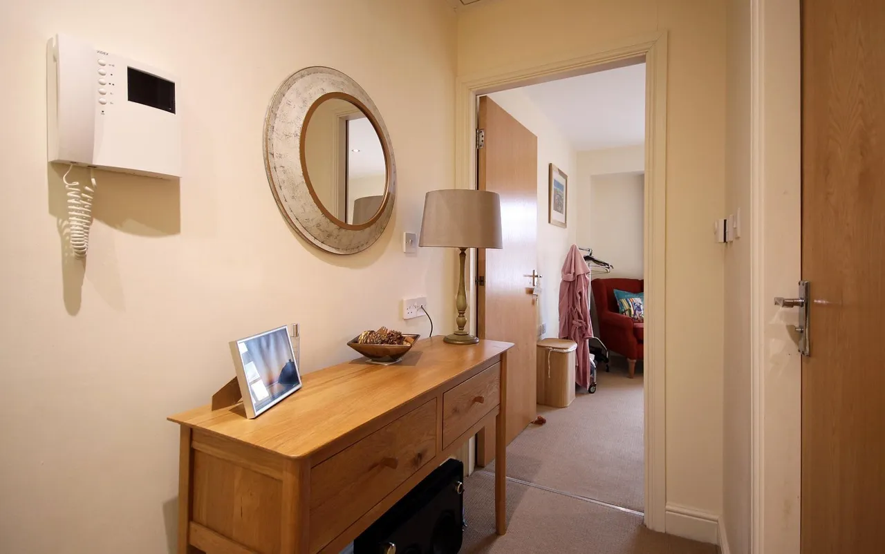 Porthmadog, LL49, photo 5