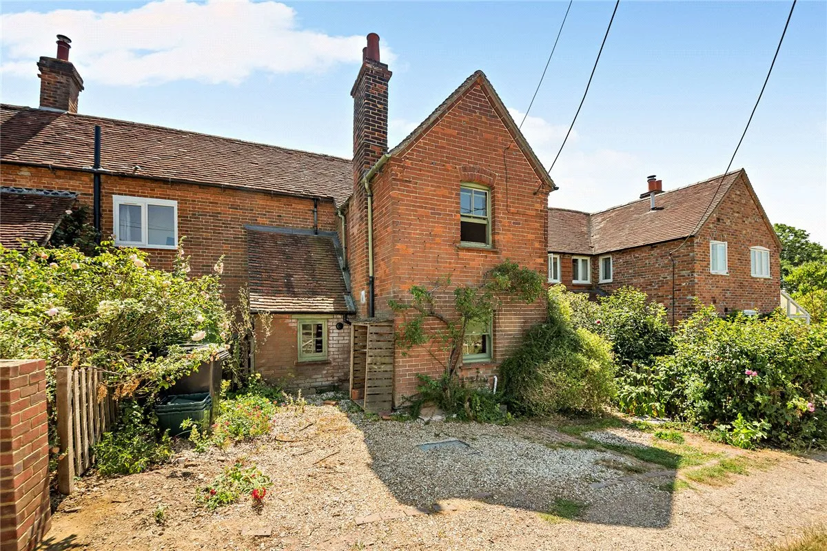 Harts Hill Road, Thatcham, RG18, photo 3