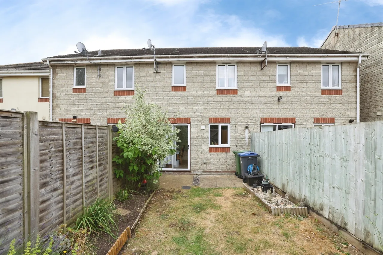 Newbury Avenue, Calne, SN11, photo 13