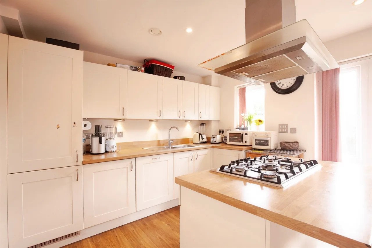 Knox Road, Haywards Heath, RH17, photo 6