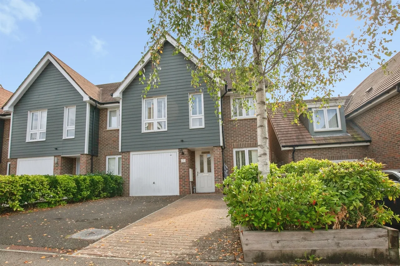 Knox Road, Haywards Heath, RH17, photo 15