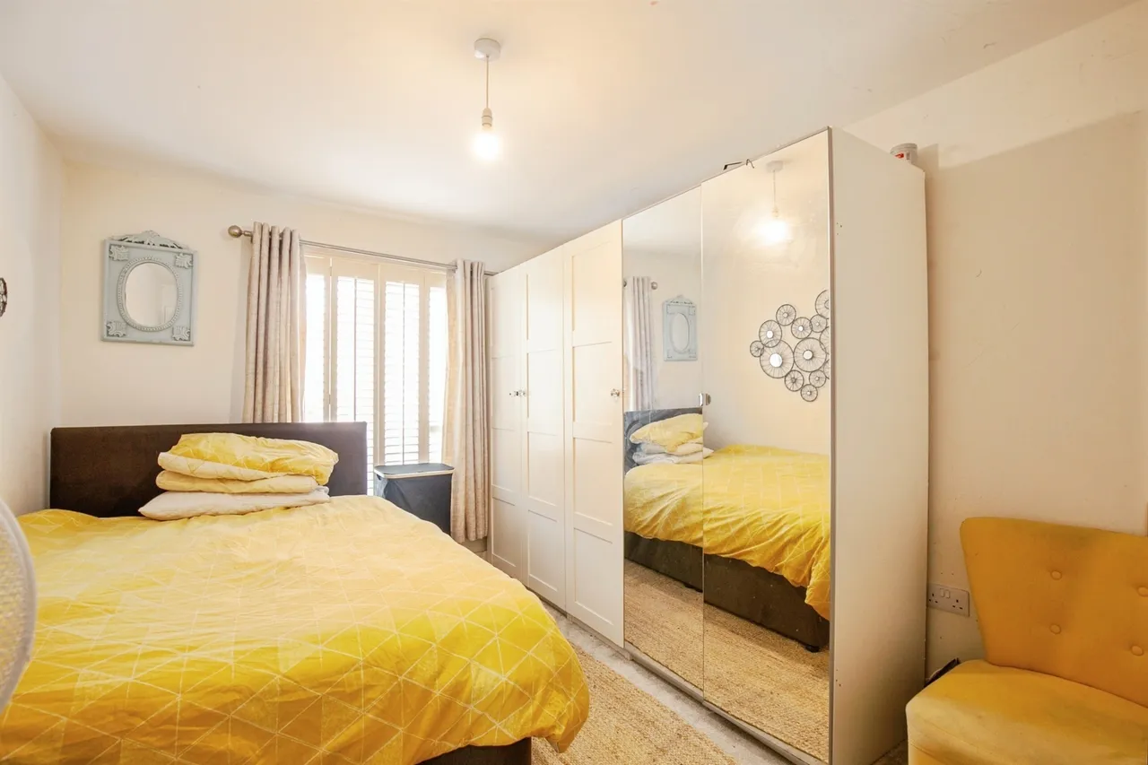 Knox Road, Haywards Heath, RH17, photo 9
