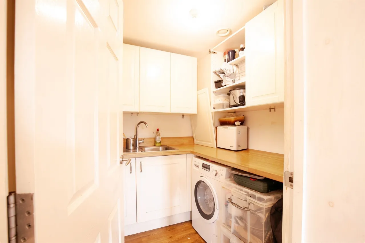 Knox Road, Haywards Heath, RH17, photo 7