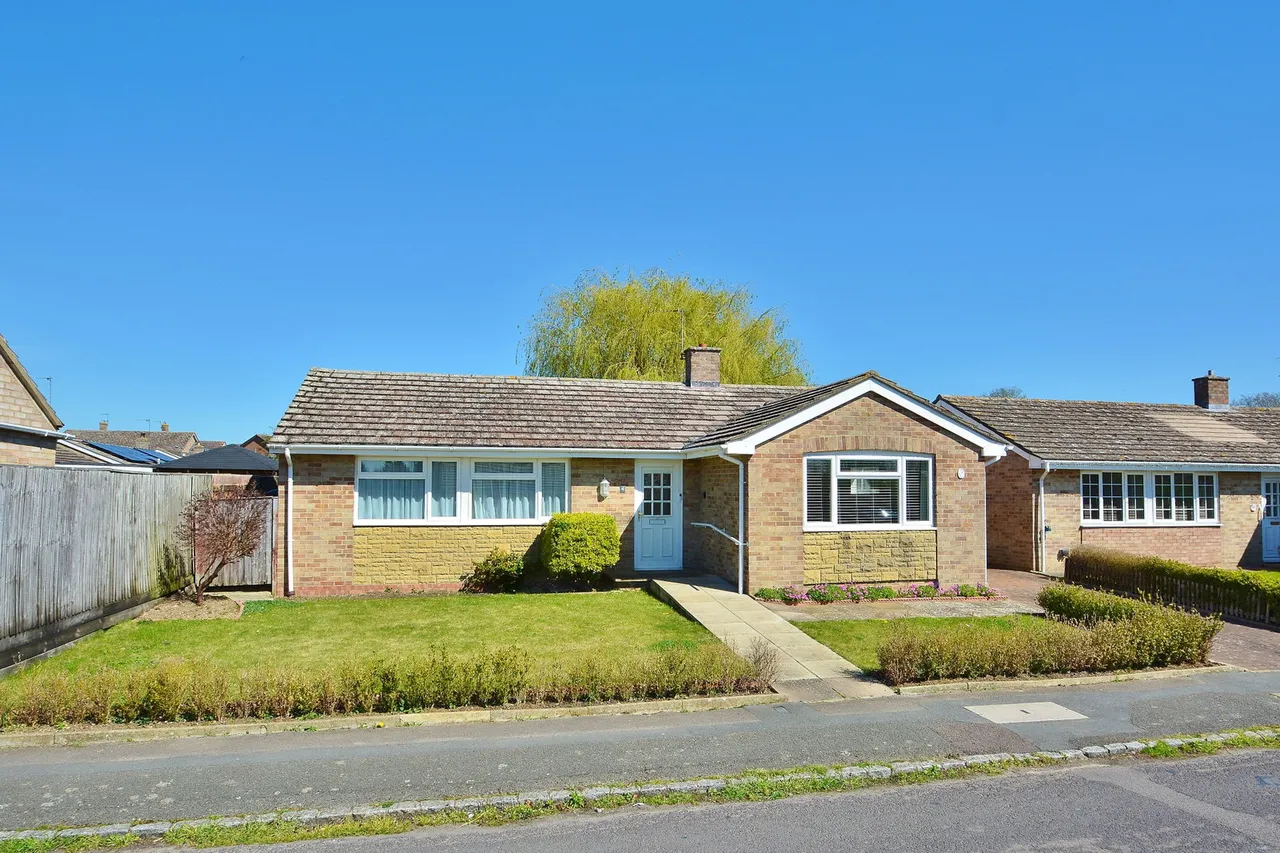 Fairfax Road, Chalgrove, photo 15