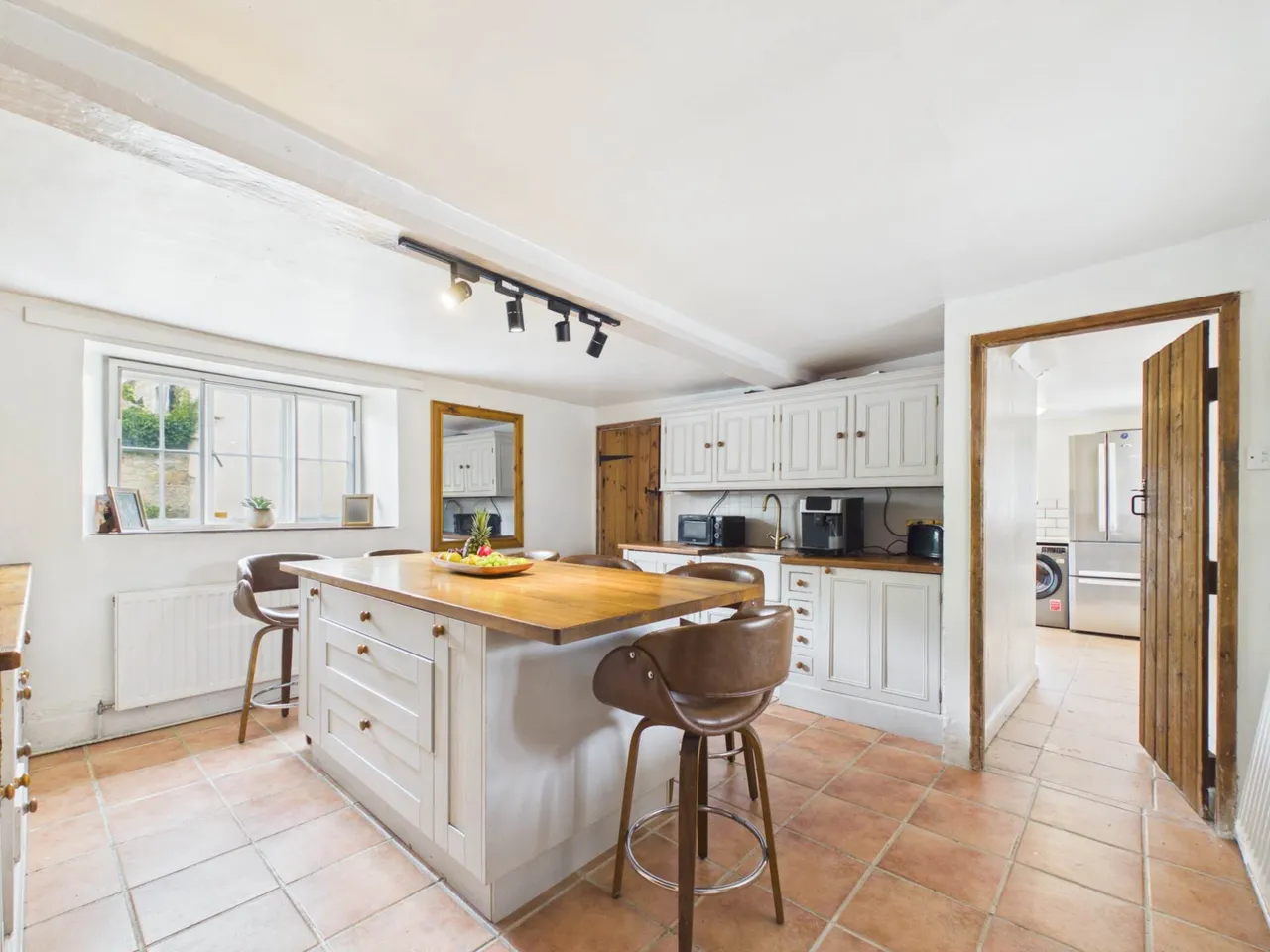 Oving Road, Whitchurch, photo 7