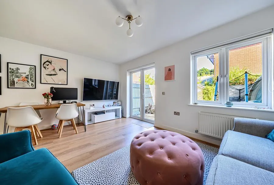 Holmesdale Avenue, Redhill, RH1, photo 6
