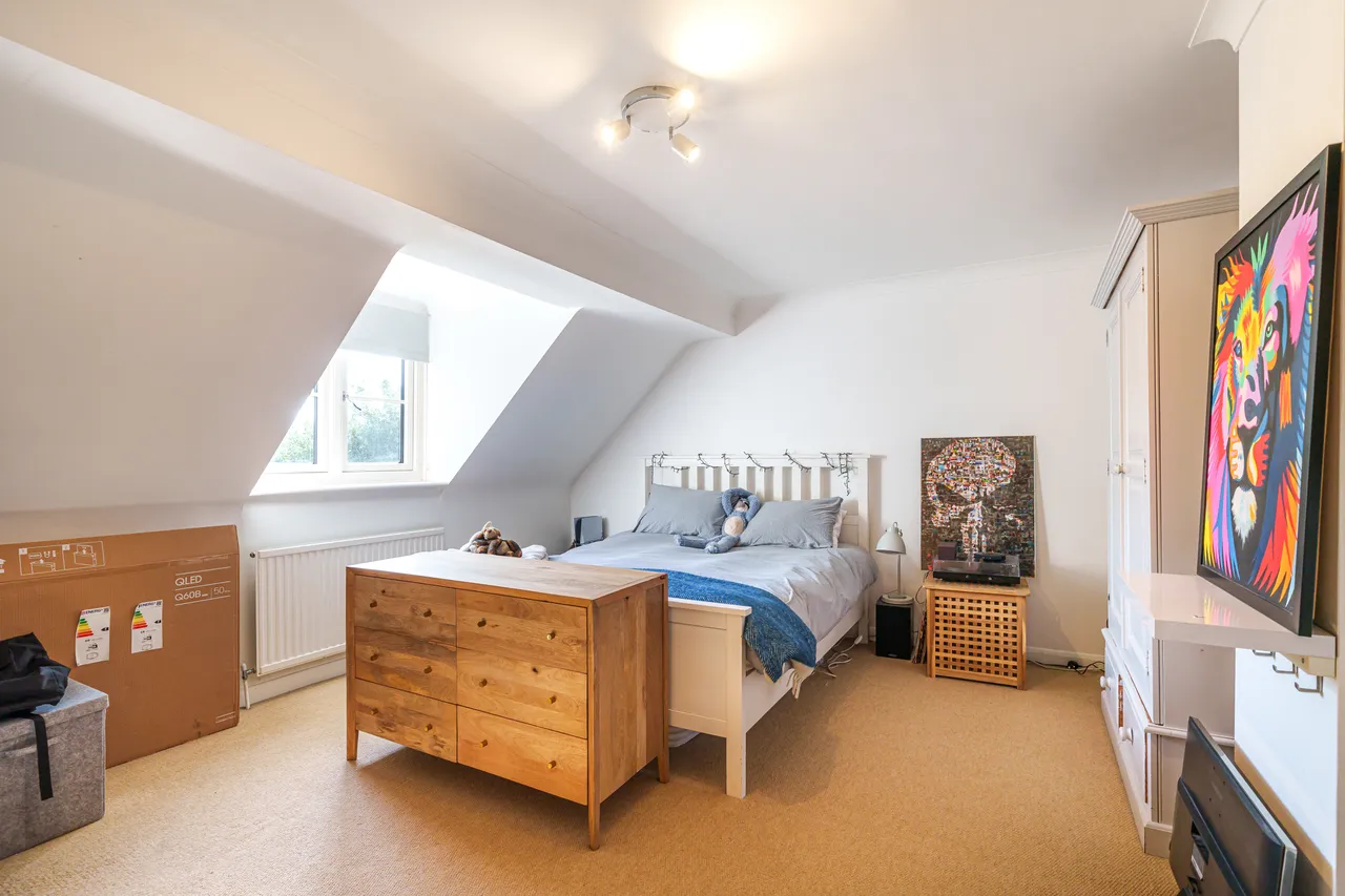 Eggars Field, Bentley, Farnham, GU10, photo 11