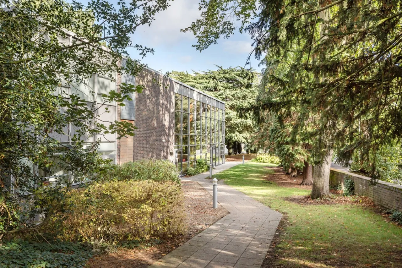Nellis Hall, Hatfield Road, St. Albans, Hertfordshire, photo 8