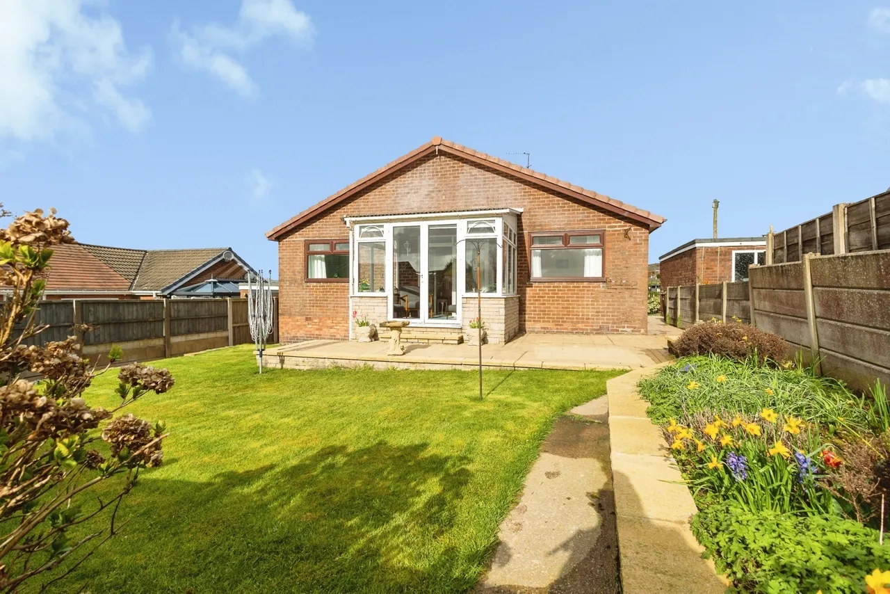 Laburnum Avenue, Dukinfield, Greater Manchester, SK16, photo 24