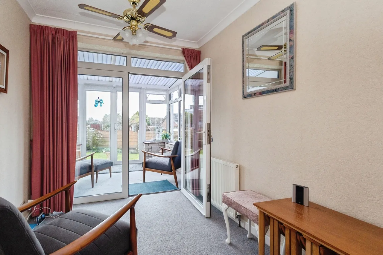 Laburnum Avenue, Dukinfield, Greater Manchester, SK16, photo 12
