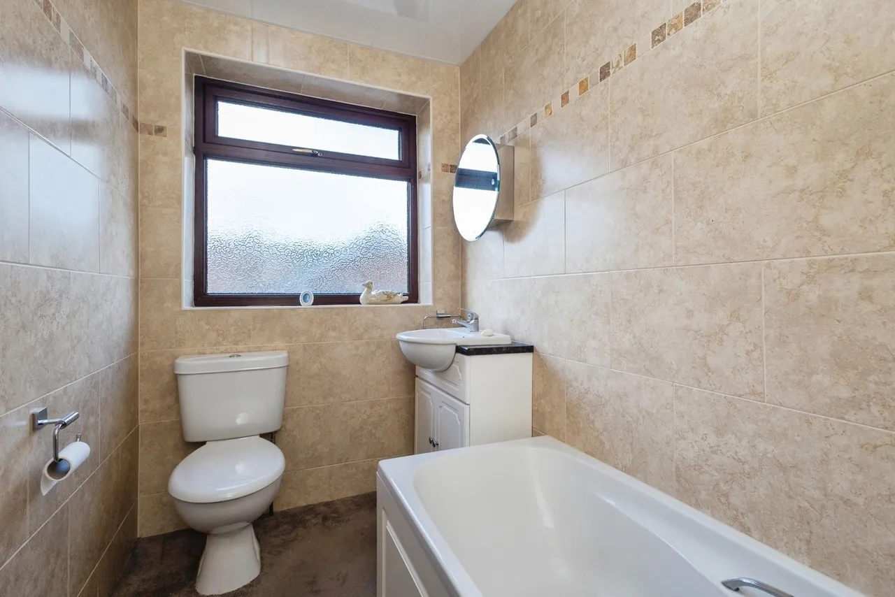 Laburnum Avenue, Dukinfield, Greater Manchester, SK16, photo 19