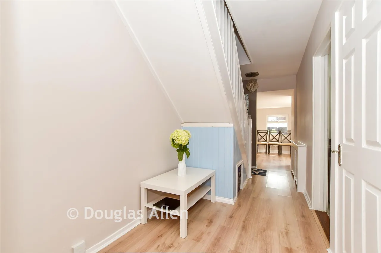 Grosvenor Drive, Hornchurch, RM11, photo 5