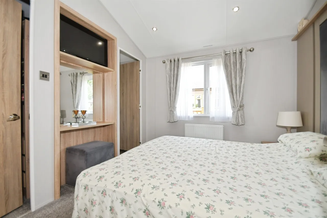 Ashbourne Road, Fenny Bentley, DE6, photo 13