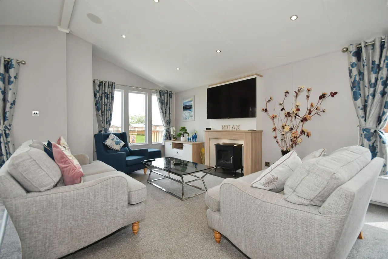 Ashbourne Road, Fenny Bentley, DE6, photo 8