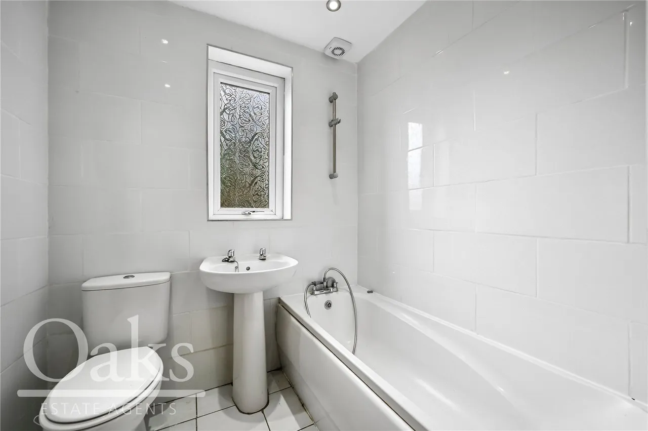Fieldend Road, Streatham Vale, SW16, photo 9