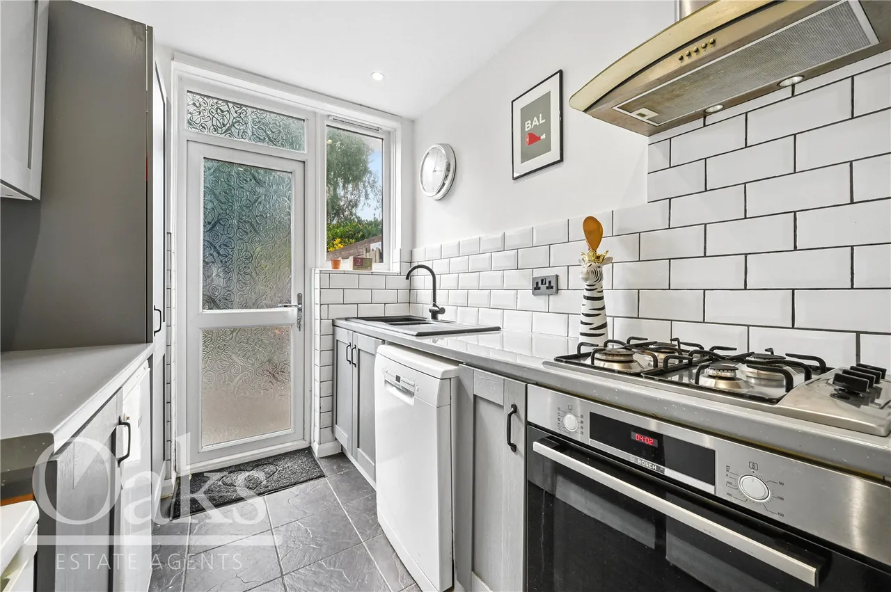 Fieldend Road, Streatham Vale, SW16, photo 4