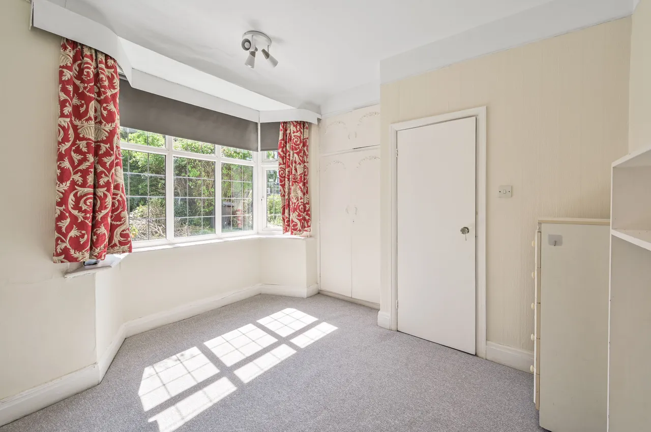 London, NW11, photo 11