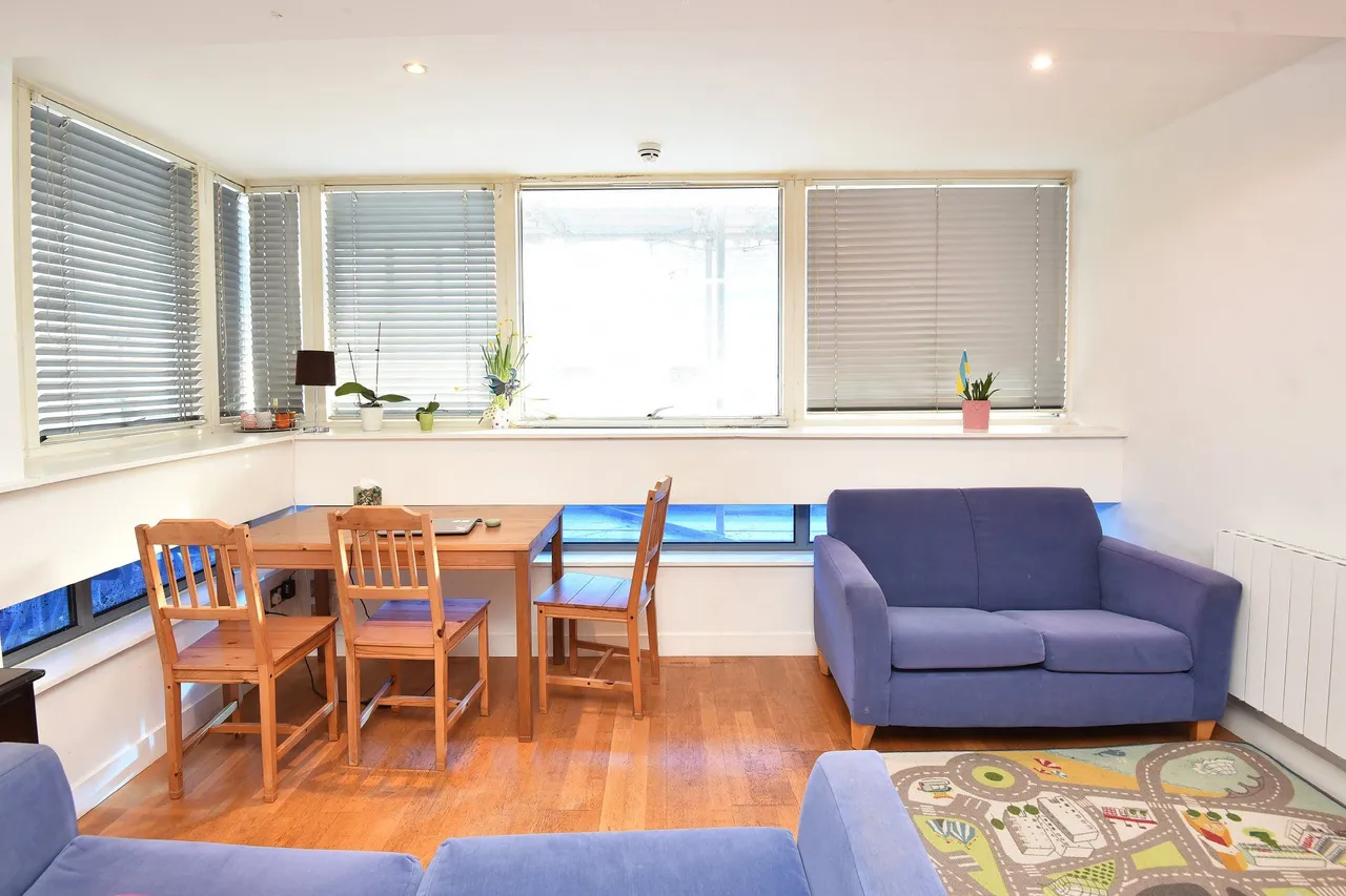 Parliament Street, Harrogate, HG1, photo 6