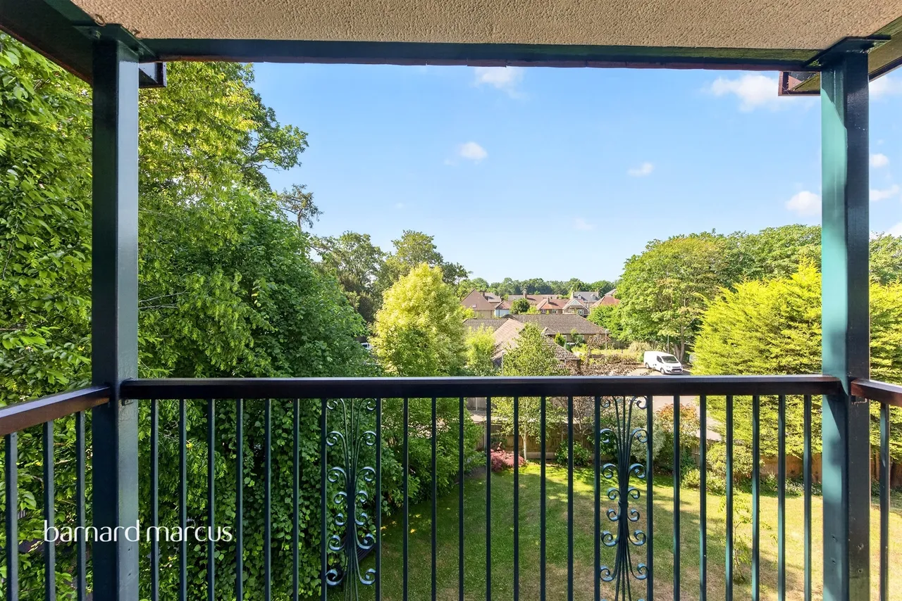 Wray Park Road, Reigate, RH2, photo 13