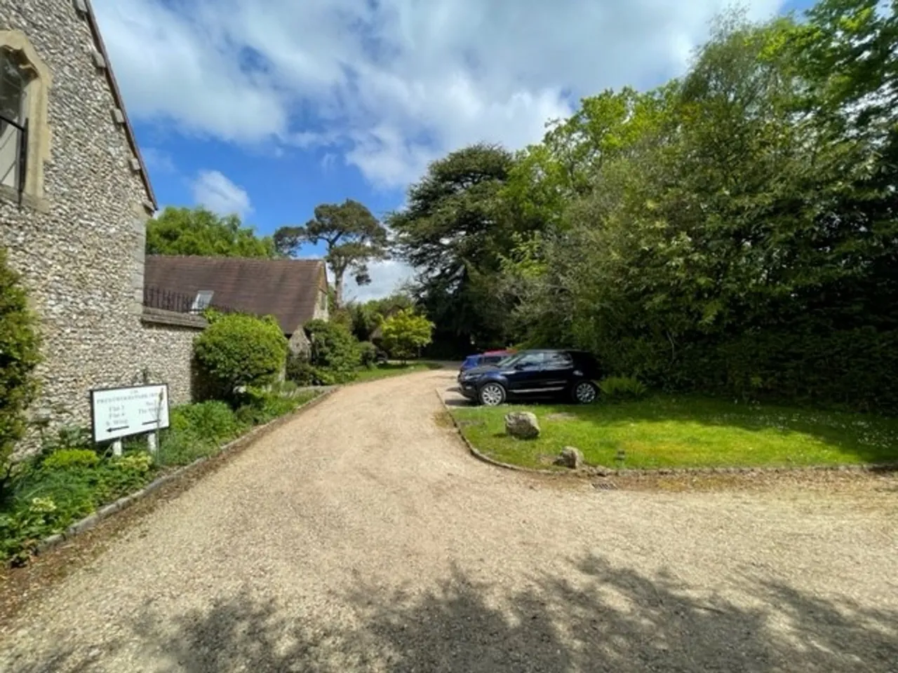 Wycombe Road, Prestwood, HP16, photo 4