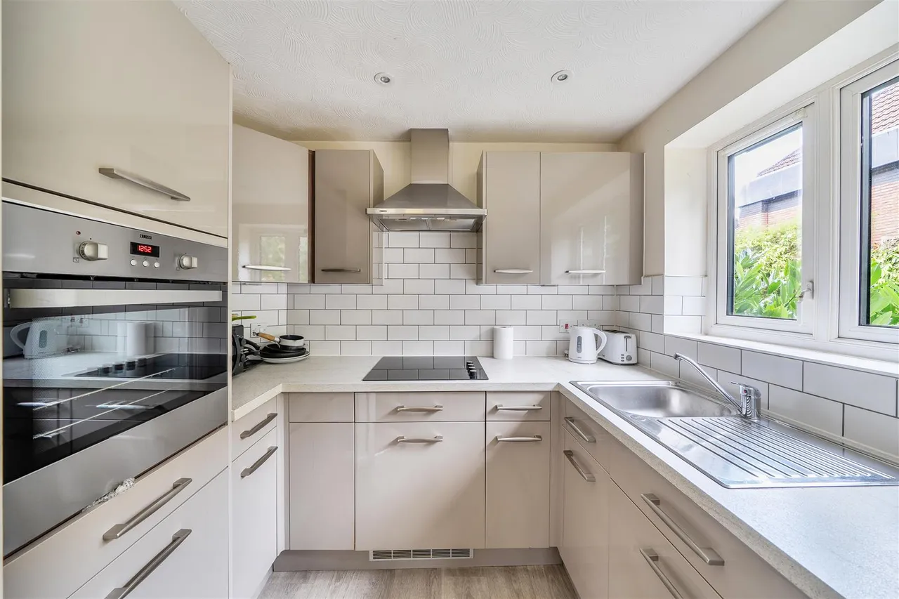 West Street, Wells, BA5, photo 6