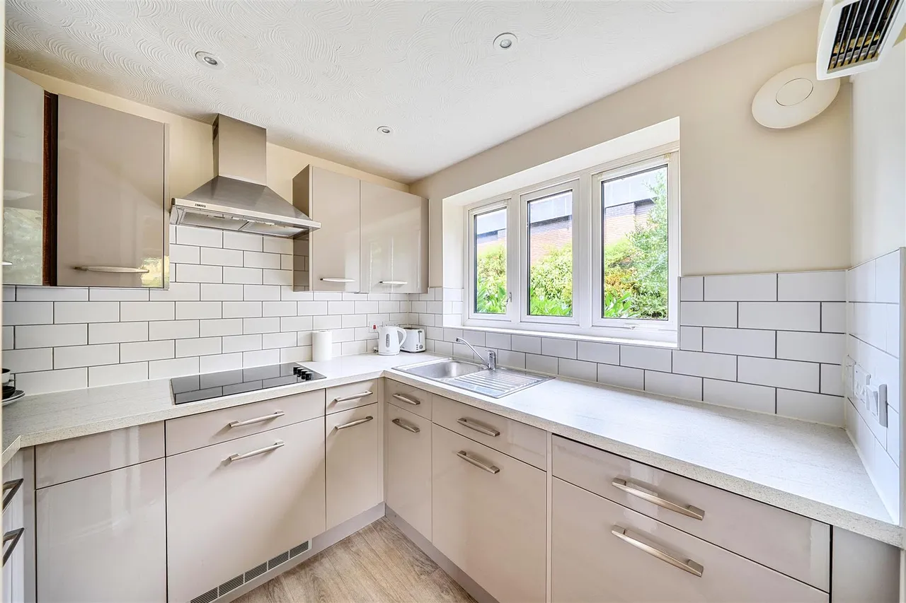 West Street, Wells, BA5, photo 12