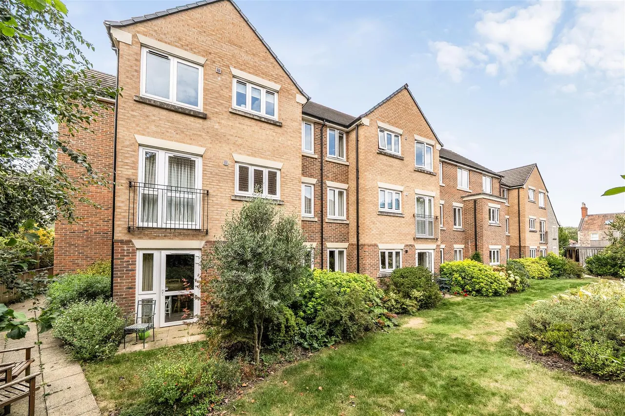 West Street, Wells, BA5, photo 11