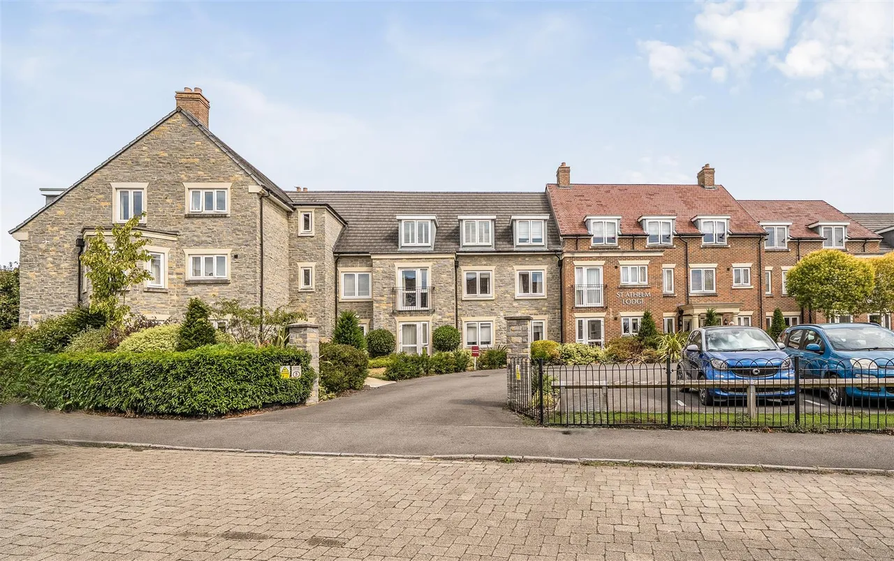 1 bed flat for sale, West Street, Wells, BA5