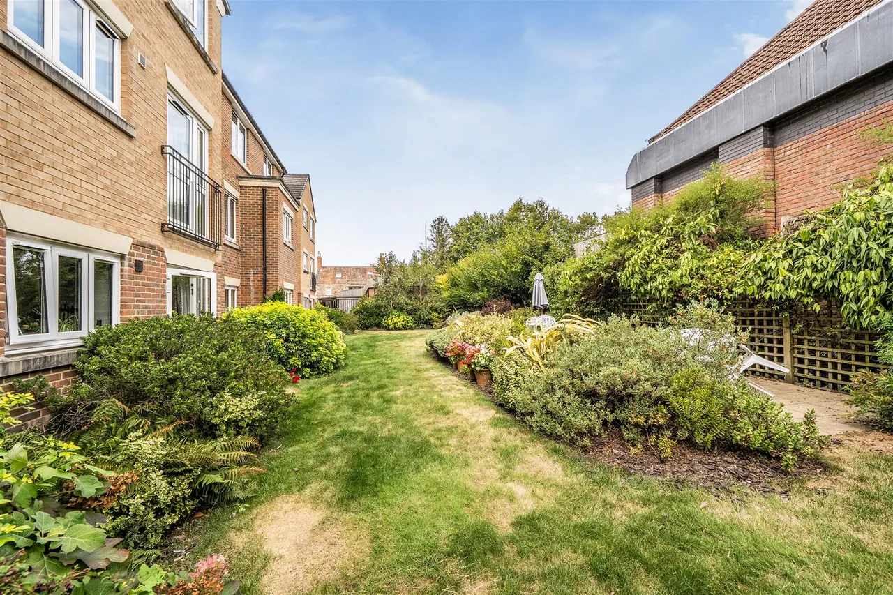 West Street, Wells, BA5, photo 4