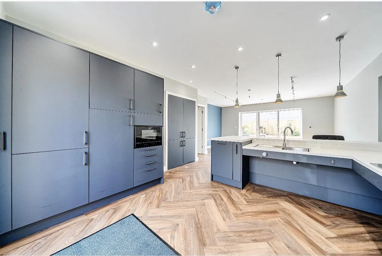 Aspinall Street, Heywood, OL10, photo 6