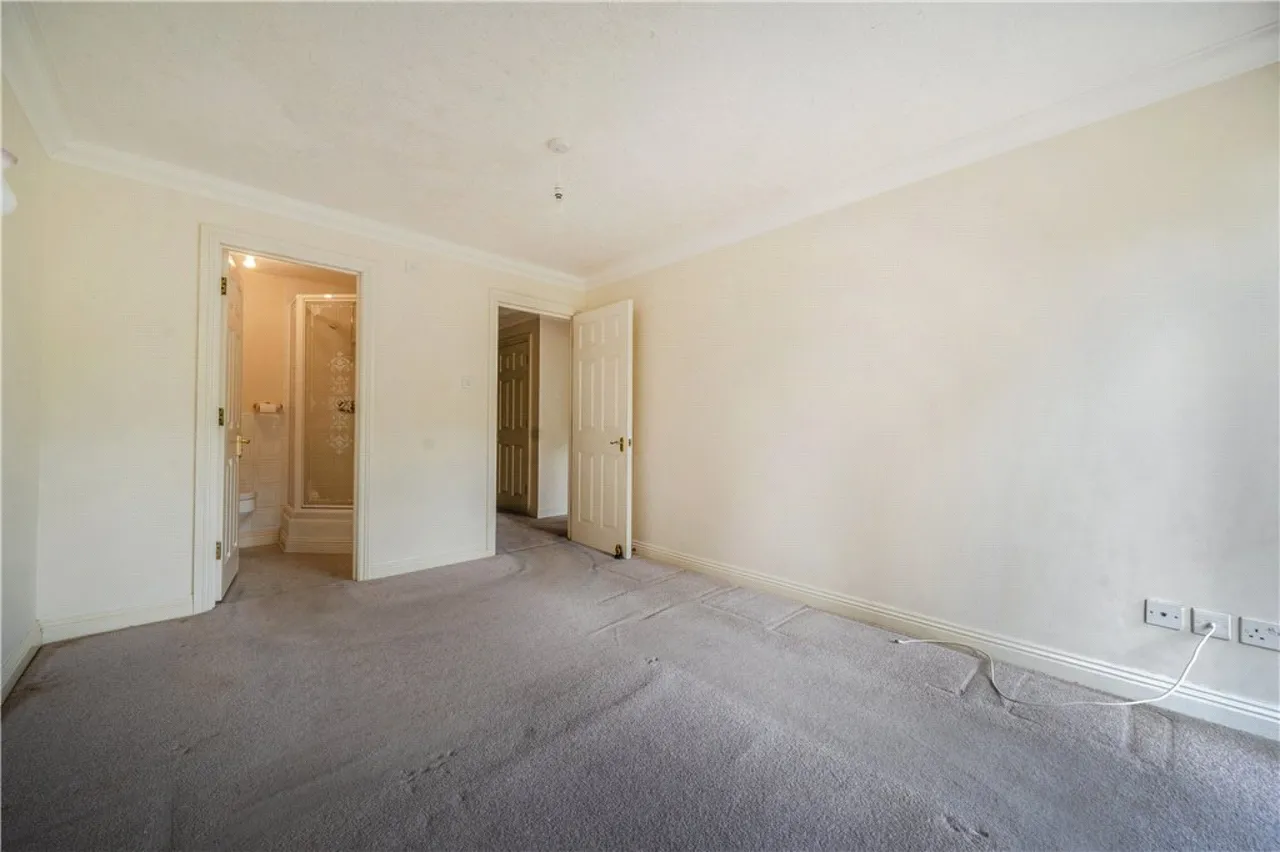 Hollman Drive, Romsey, SO51, photo 9