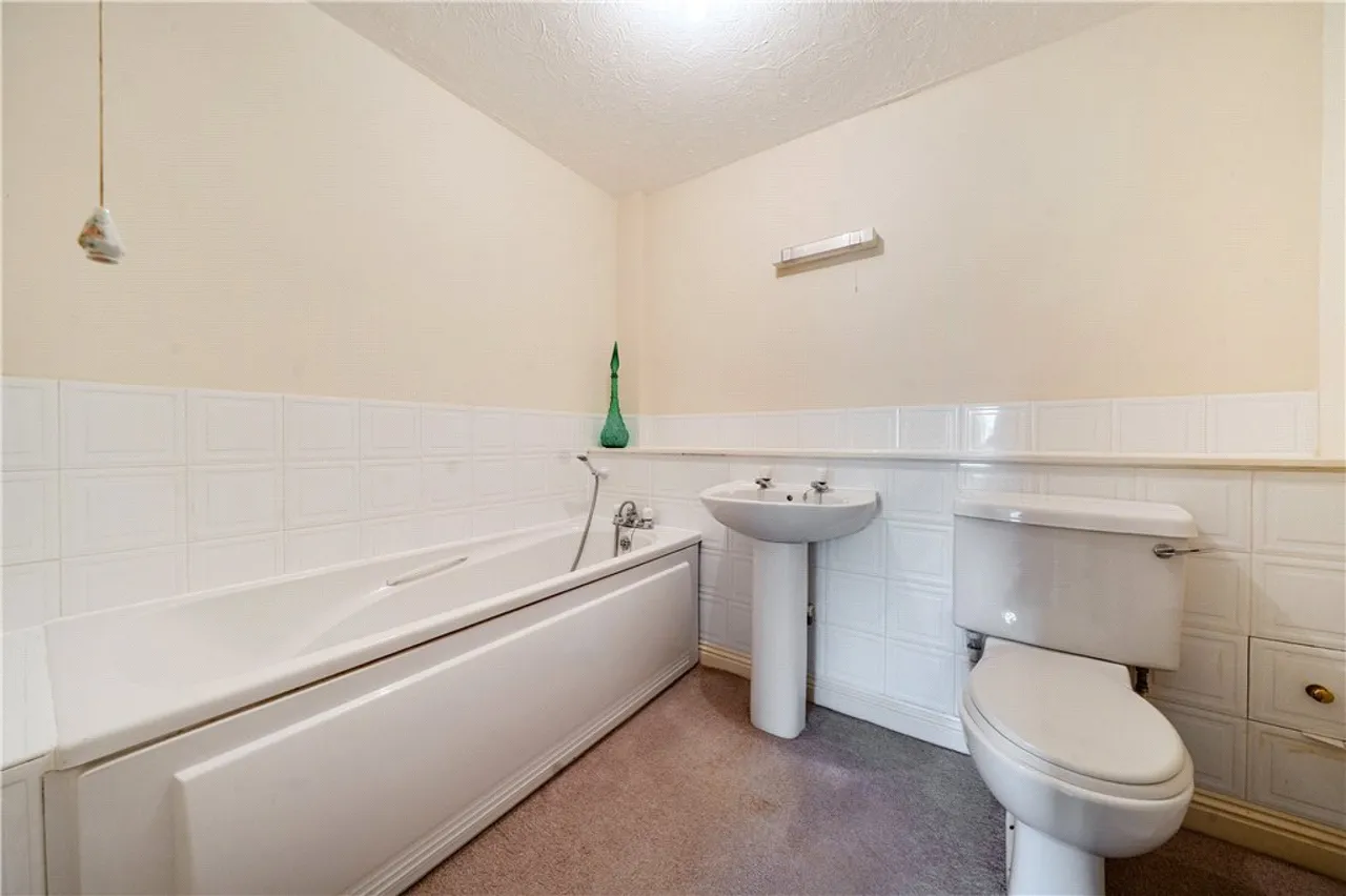 Hollman Drive, Romsey, SO51, photo 10