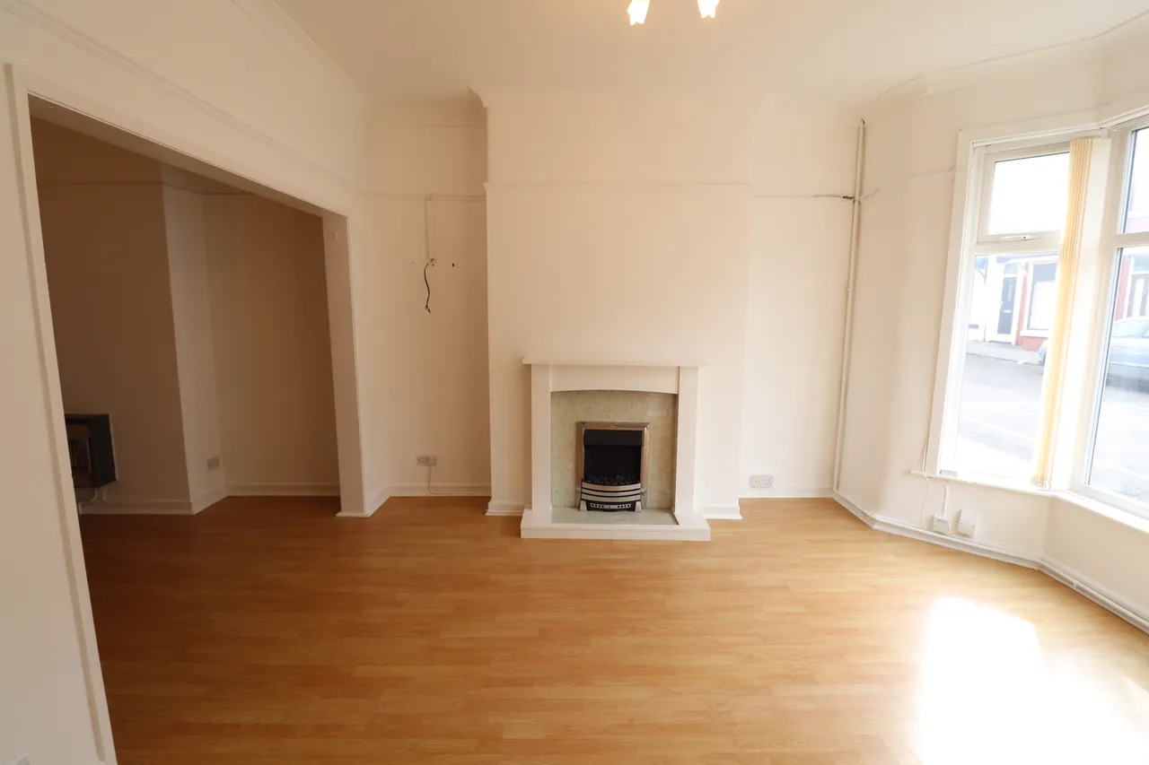 Munster Road, Liverpool, L13, photo 2