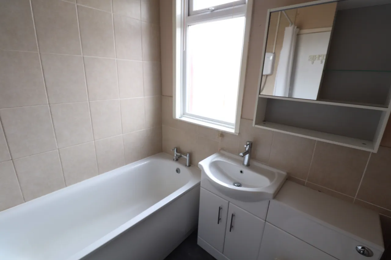 Munster Road, Liverpool, L13, photo 12