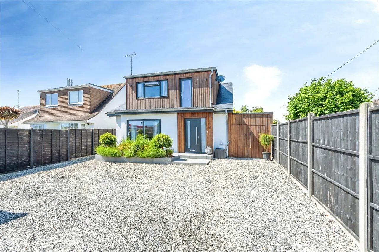 Hewarts Lane, Rose Green, PO21, photo 18
