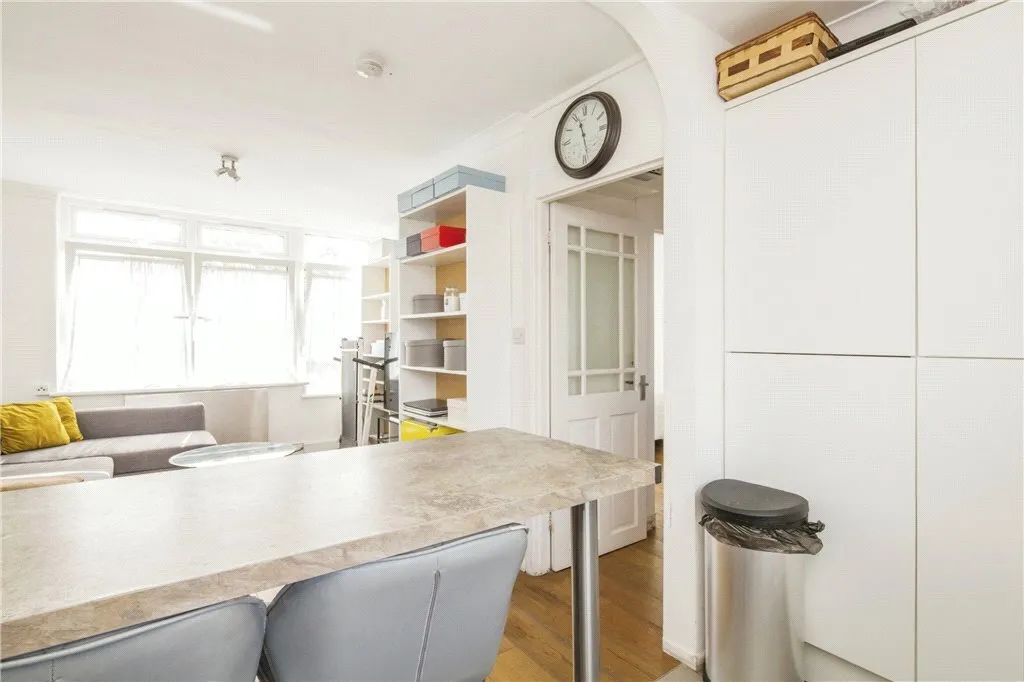Sheridan House, York Road, London, SW11, photo 13