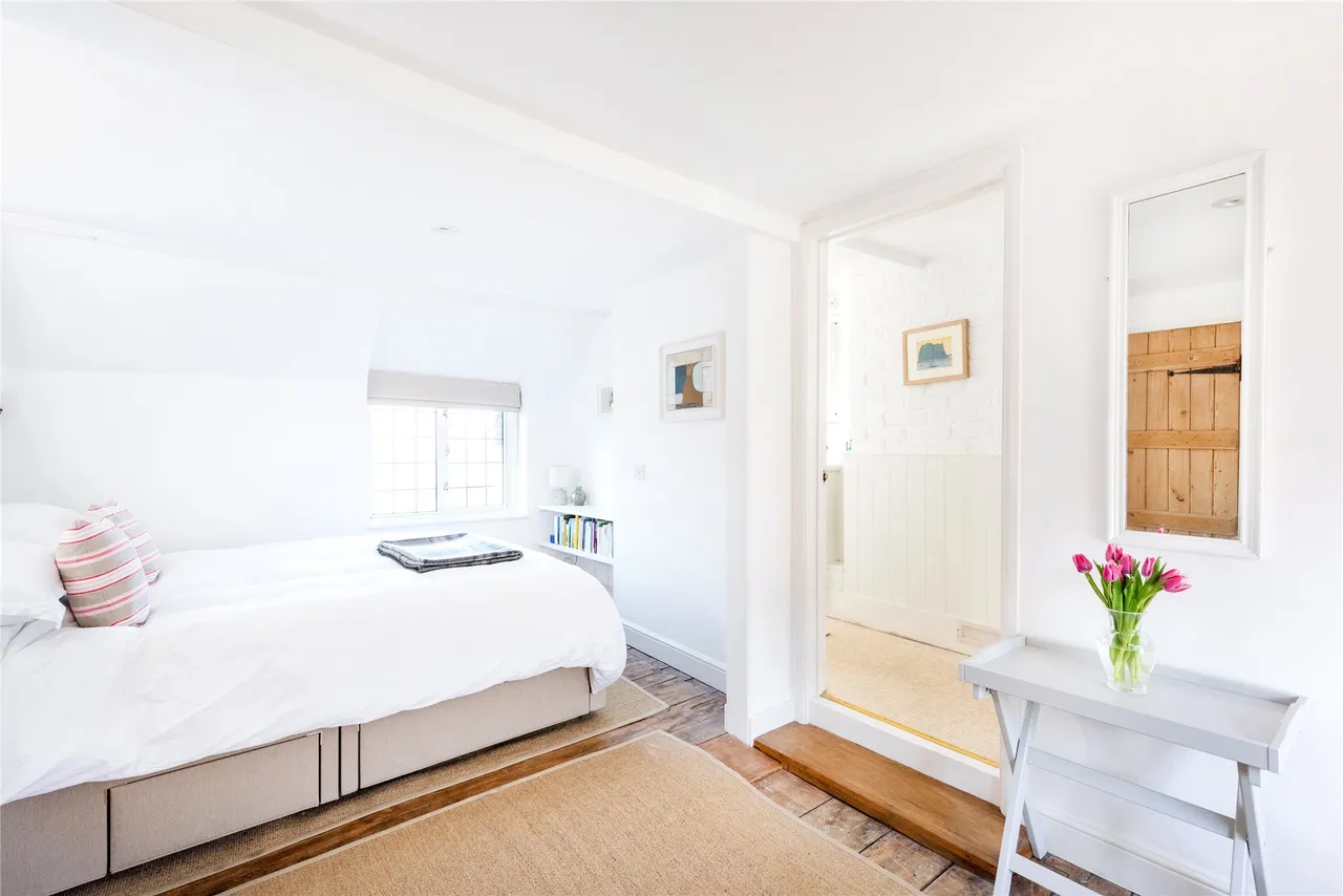 Main Street, Shalstone, MK18, photo 7
