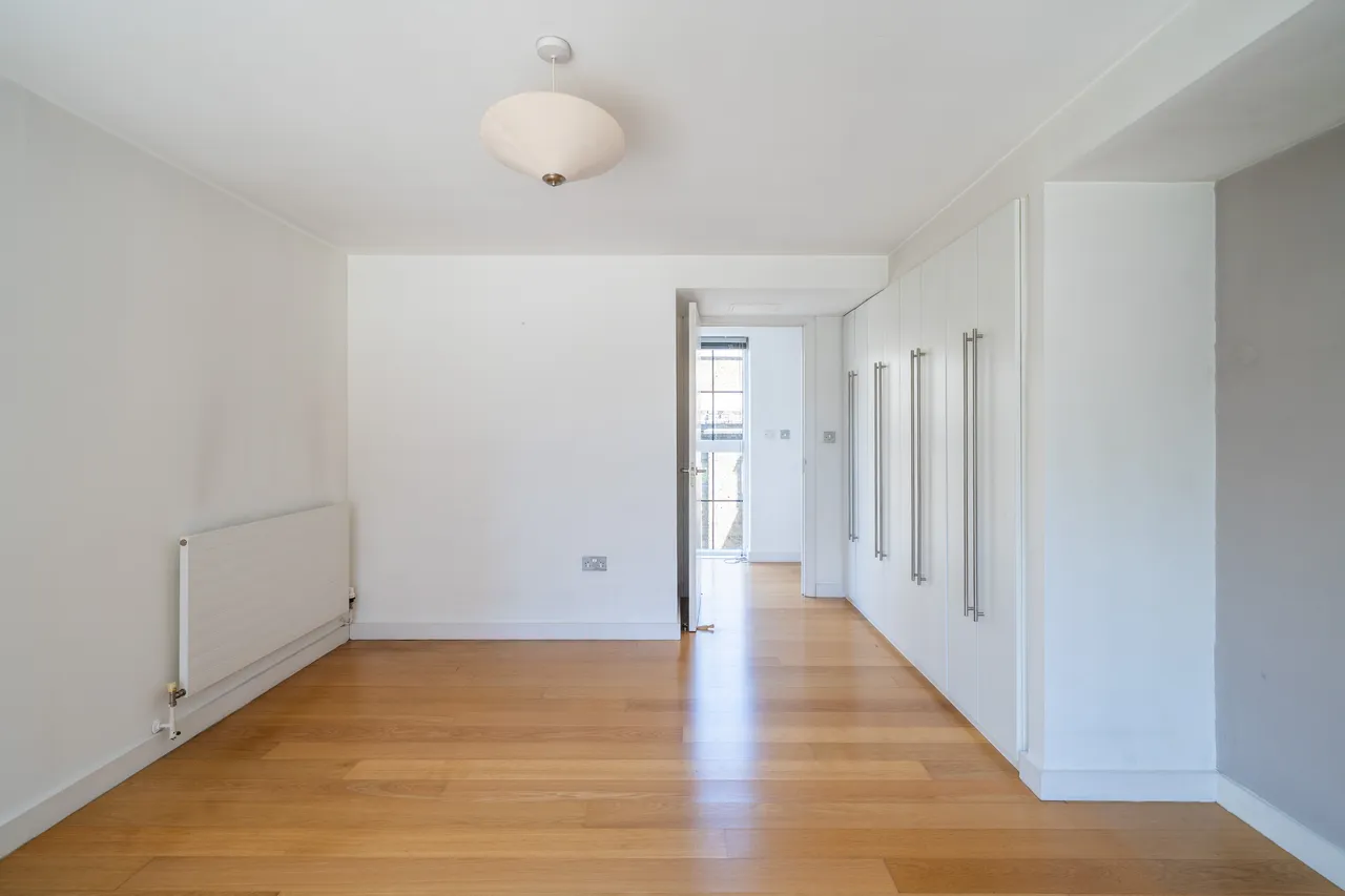 112 York Road, London, SW11, photo 12